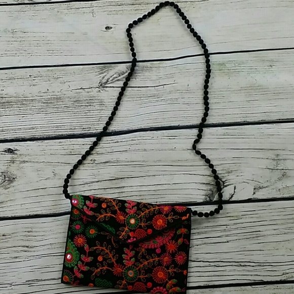 Embroidered Envelope Clutch - Picture 6 of 8